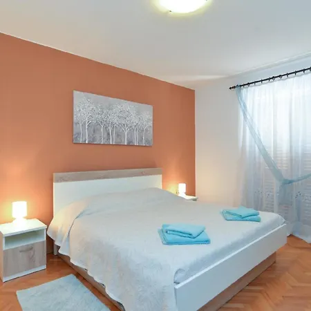 Fuer 6 Personen Ca 100 Qm In Fazana, Istrien Istrische Riviera Apartment Fazana