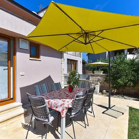 Apartment Fuer 6 Personen Ca 100 Qm In Fazana, Istrien Istrische Riviera